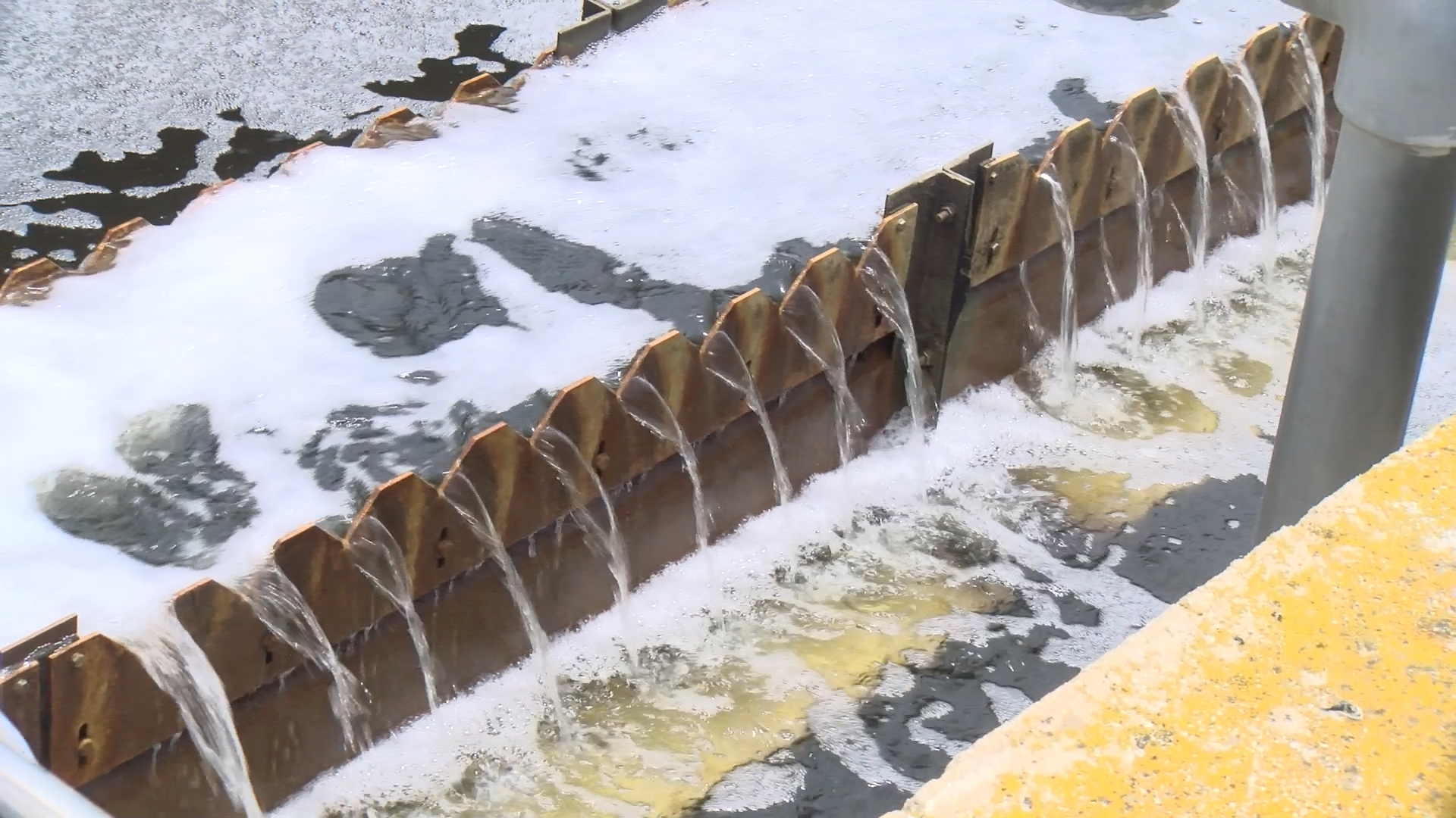 Axaragua entrega a los regantes el 100% del agua regenerada en la EDAR de Vélez-Málaga